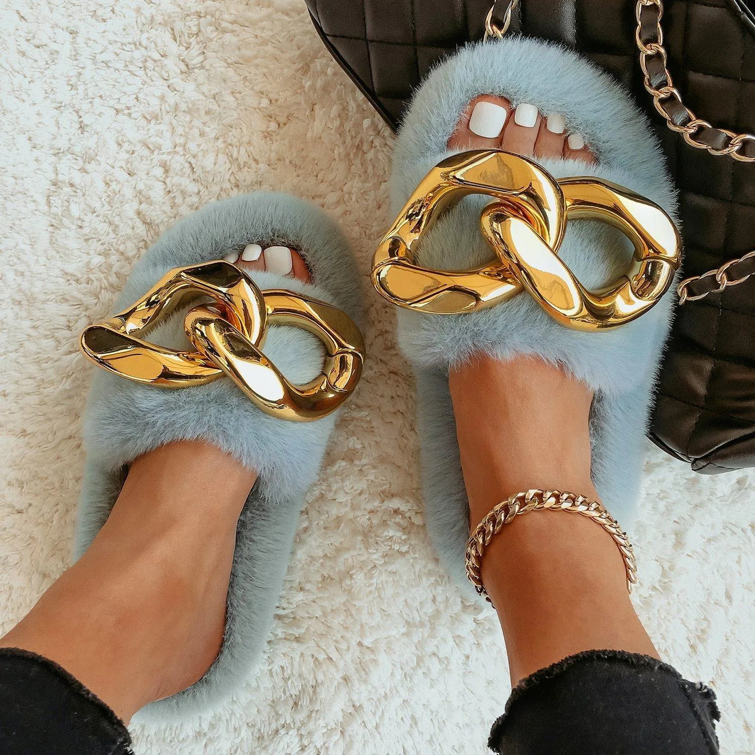 Women's Furry Slides W/ Gold Chain Detail