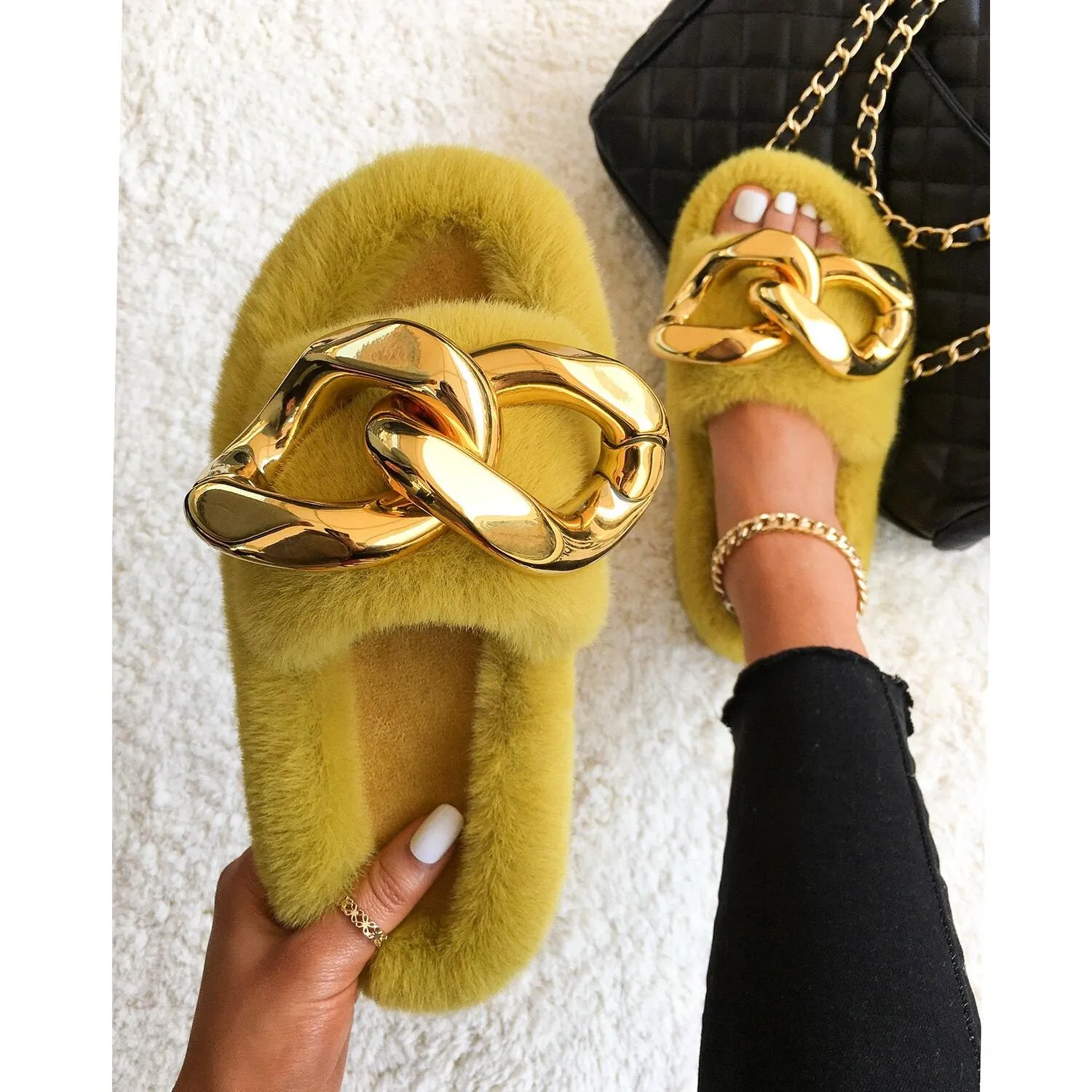 Women's Furry Slides W/ Gold Chain Detail